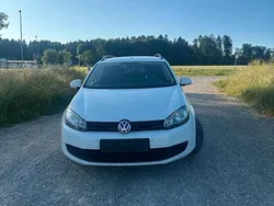 Weiß Gebraucht 2012 VW Golf VI Kombi | 4.999 € (Superpreis)
