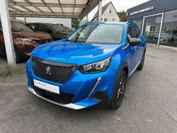 Blau Gebraucht 2022 Peugeot 2008 Allure SUV | 17.990 € (Guter Preis)