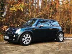 Grün Gebraucht 2004 Mini Cooper Kleinwagen | 1.350 € (Fairer Preis)