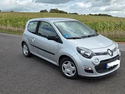 Silber Gebraucht 2013 Renault Twingo Expression Kleinwagen | 5.000 € (Etwas zu teuer)