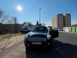 Schwarz Gebraucht 2011 Mini Cooper Cabriolet Cabrio | 6.100 €