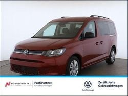 Rot Gebraucht 2024 VW Caddy Maxi Life Van / Kleinbus | 35.930 € (Fairer Preis)
