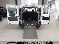 Weiß Gebraucht 2015 Dacia Dokker Van | 18.990 €