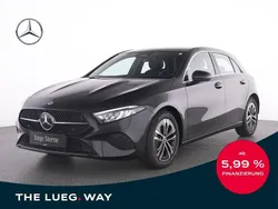 Schwarz metalliclack kosmossch Gebraucht 2024 Mercedes A180 Progressive Limousine | 27.485 € (Guter Preis)