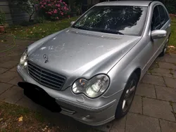 Silber Gebraucht 2006 Mercedes C230 Avantgarde Limousine | 1.990 € (Guter Preis)