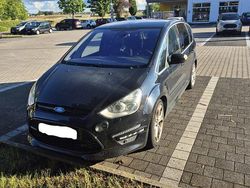 Schwarz Gebraucht 2011 Ford S-MAX Titanium S Van / Kleinbus | 4.900 € (Fairer Preis)