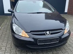 Schwarz Gebraucht 2004 Peugeot 307 CC Cabrio | 2.390 € (Guter Preis)