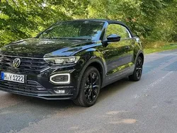 Schwarz Gebraucht 2021 VW T-Roc Cabriolet R-line Cabrio | 29.700 € (Fairer Preis)