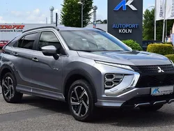 Platimumgrau titanium (metallic) Gebraucht 2023 Mitsubishi Eclipse Cross SUV | 21.890 € (Fairer Preis)