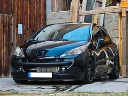 Schwarz Gebraucht 2008 Peugeot 207 GTi Kleinwagen | 10.000 €