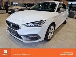 Weiß Gebraucht 2024 Seat Leon FR Limousine | 30.903 € (Fairer Preis)