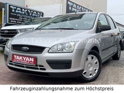 Silber Gebraucht 2006 Ford Focus Trend Kleinwagen | 3.990 € (Etwas zu teuer)