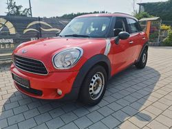 Pure red Gebraucht 2011 Mini One D Countryman SUV | 3.990 €