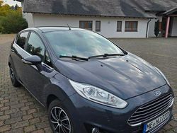 Blau Gebraucht 2014 Ford Fiesta Individual Limousine | 3.900 €