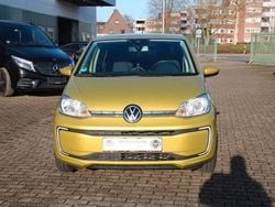 Honiggelb Gebraucht 2021 VW e-up! United Kleinwagen | 12.990 € (Guter Preis)