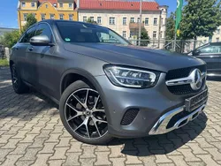 Grau Gebraucht 2021 Mercedes GLC200 Exclusive SUV | 37.888 €