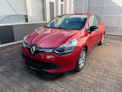 Rot Gebraucht 2013 Renault Clio IV Dynamique Limousine | 5.895 € (Teuer)