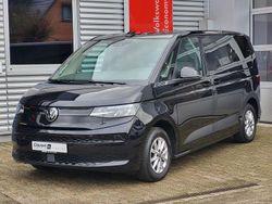 Deep black perleffekt Gebraucht 2023 VW Multivan Van | 43.970 € (Fairer Preis)