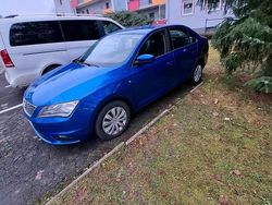 Blau Gebraucht 2014 Seat Toledo Limousine | 6.600 € (Etwas zu teuer)