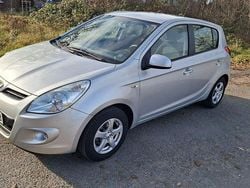 Silber Gebraucht 2011 Hyundai i20 Edition Kleinwagen | 4.400 € (Guter Preis)