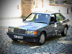 Blau Gebraucht 1990 Mercedes 190 Limousine | 14.950 €