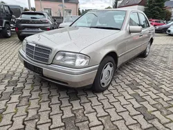 Silber Gebraucht 1993 Mercedes C180 Limousine | 3.999 €
