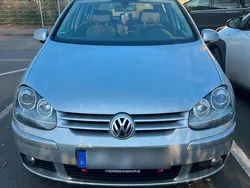 Silber Gebraucht 2004 VW Golf V Kleinwagen | 4.000 € (Fairer Preis)