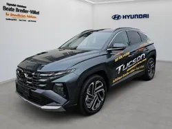 Cypress green / mic Gebraucht 2024 Hyundai Tucson Prime SUV | 41.990 € (Teuer)