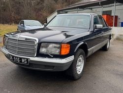 Blau Gebraucht 1983 Mercedes 500 Limousine | 20.900 €