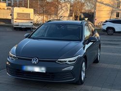 Grau Gebraucht 2023 VW Golf VIII Life Kombi | 17.500 € (Superpreis)