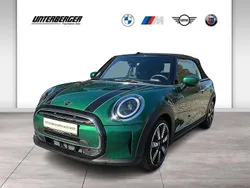 Grün Gebraucht 2024 Mini Cooper Cabriolet Cabrio | 32.970 € (Etwas zu teuer)