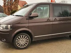 Violett Gebraucht 2011 VW T5 Highline Van | 20.000 € (Guter Preis)