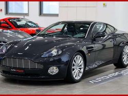 Grau Gebraucht 2002 Aston Martin Vanquish Coupé | 98.000 €
