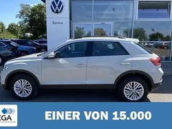 Gebraucht 2024 VW T-Roc Life SUV | 27.900 € (Guter Preis)