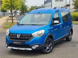 Blau Gebraucht 2017 Dacia Dokker Celebration Van | 13.999 € (Guter Preis)