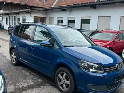 Blau Gebraucht 2011 VW Touran Van / Kleinbus | 5.950 € (Guter Preis)