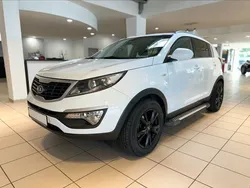 Weiß Gebraucht 2014 Kia Sportage SUV | 12.490 € (Fairer Preis)