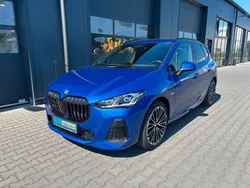Blau Gebraucht 2023 BMW 218 Active Tourer M Sport Van / Kleinbus | 30.980 € (Etwas zu teuer)
