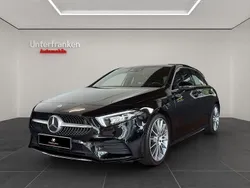 Schwarz Gebraucht 2018 Mercedes A250 AMG line Limousine | 28.980 € (Etwas zu teuer)