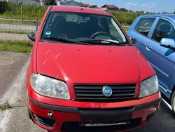 Rot Gebraucht 2004 Fiat Punto Kleinwagen | 300 € (Superpreis)