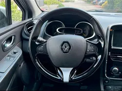 Grau Gebraucht 2015 Renault Clio GrandTour Kombi | 6.000 €