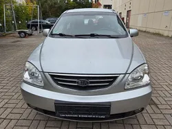 Grau Gebraucht 2005 Kia Carens EX Van / Kleinbus | 2.999 € (Fairer Preis)