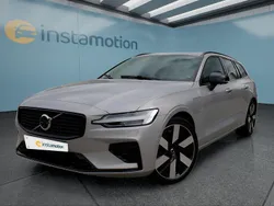 Silber Gebraucht 2024 Volvo V60 Kombi | 45.949 € (Etwas zu teuer)