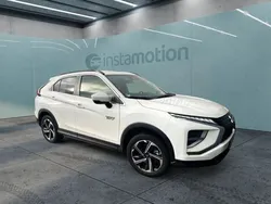 Weiß Gebraucht 2022 Mitsubishi Eclipse Cross Basis SUV | 26.600 € (Fairer Preis)