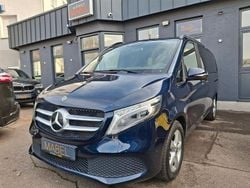 Blau Gebraucht 2021 Mercedes V250 Edition Van / Kleinbus | 39.970 € (Guter Preis)
