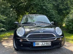 Schwarz Gebraucht 2002 Mini ONE Kleinwagen | 2.300 € (Teuer)