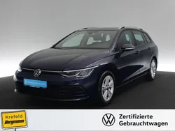 Blau / atlantik blue Gebraucht 2023 VW Golf VIII Life Kombi | 30.993 € (Teuer)
