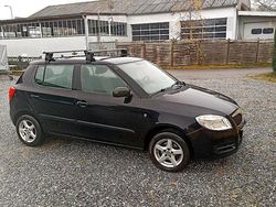 Schwarz Gebraucht 2009 Skoda Fabia Kleinwagen | 2.800 € (Fairer Preis)