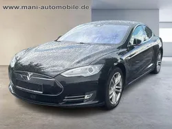 Schwarz Gebraucht 2014 Tesla Model S Limousine | 17.890 €
