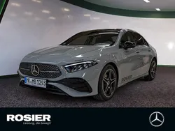 Grau Gebraucht 2025 Mercedes A200 AMG line Limousine | 37.990 € (Teuer)